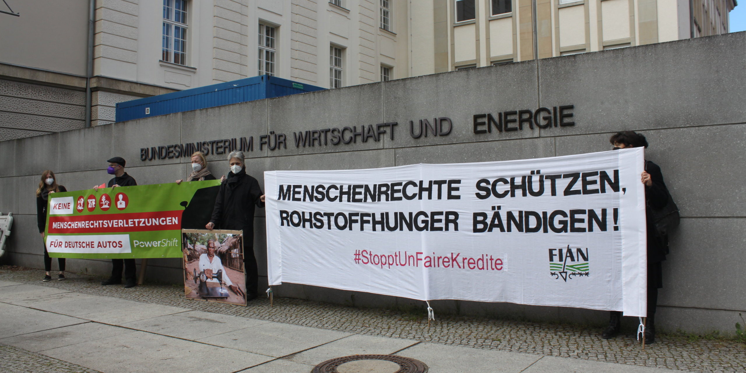 BMZ Übergabe Petition Guinea