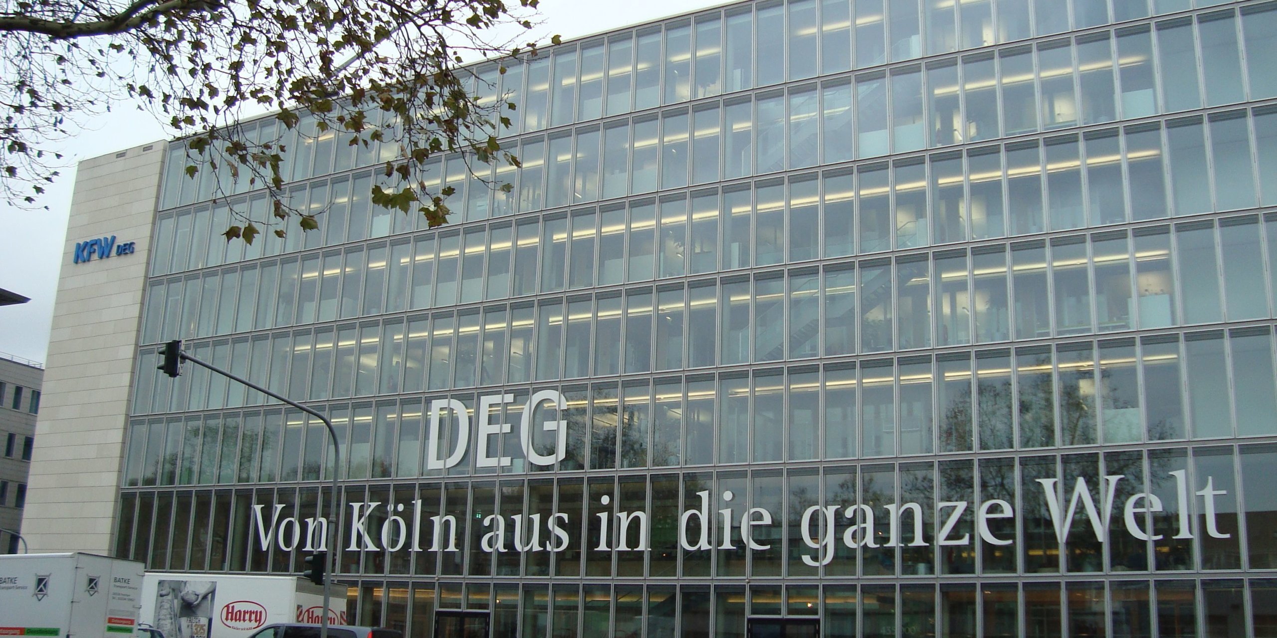 DEG_von-Koeln-in-die-Welt