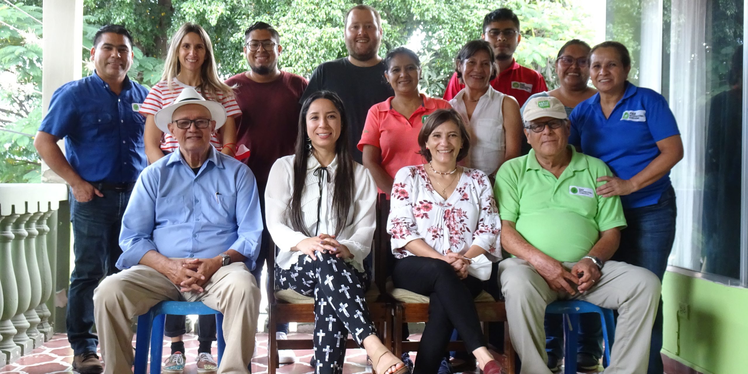 Almudena&Marian in Honduras