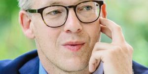 Tim-gross zugeschnitten